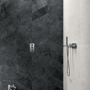 210.585.00000.000 _ noronha black impr II _ feinsteinzeug keramik fliesen platten _ anthrazit black schwarz